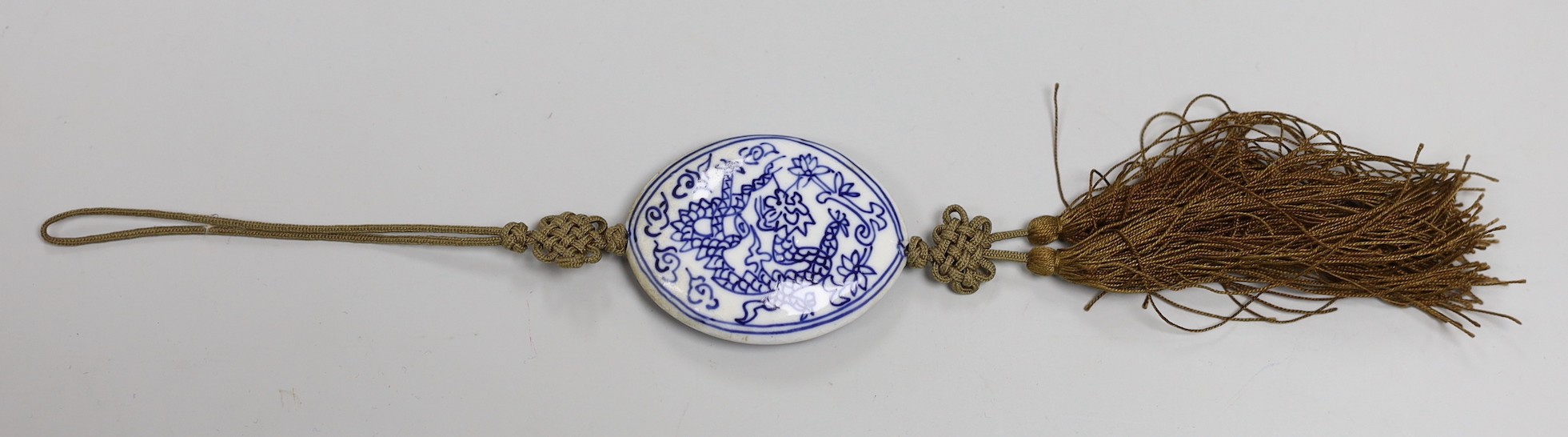 Assorted Chinese ceramics and a Chinese carved hardstone plaque, 7cms wide